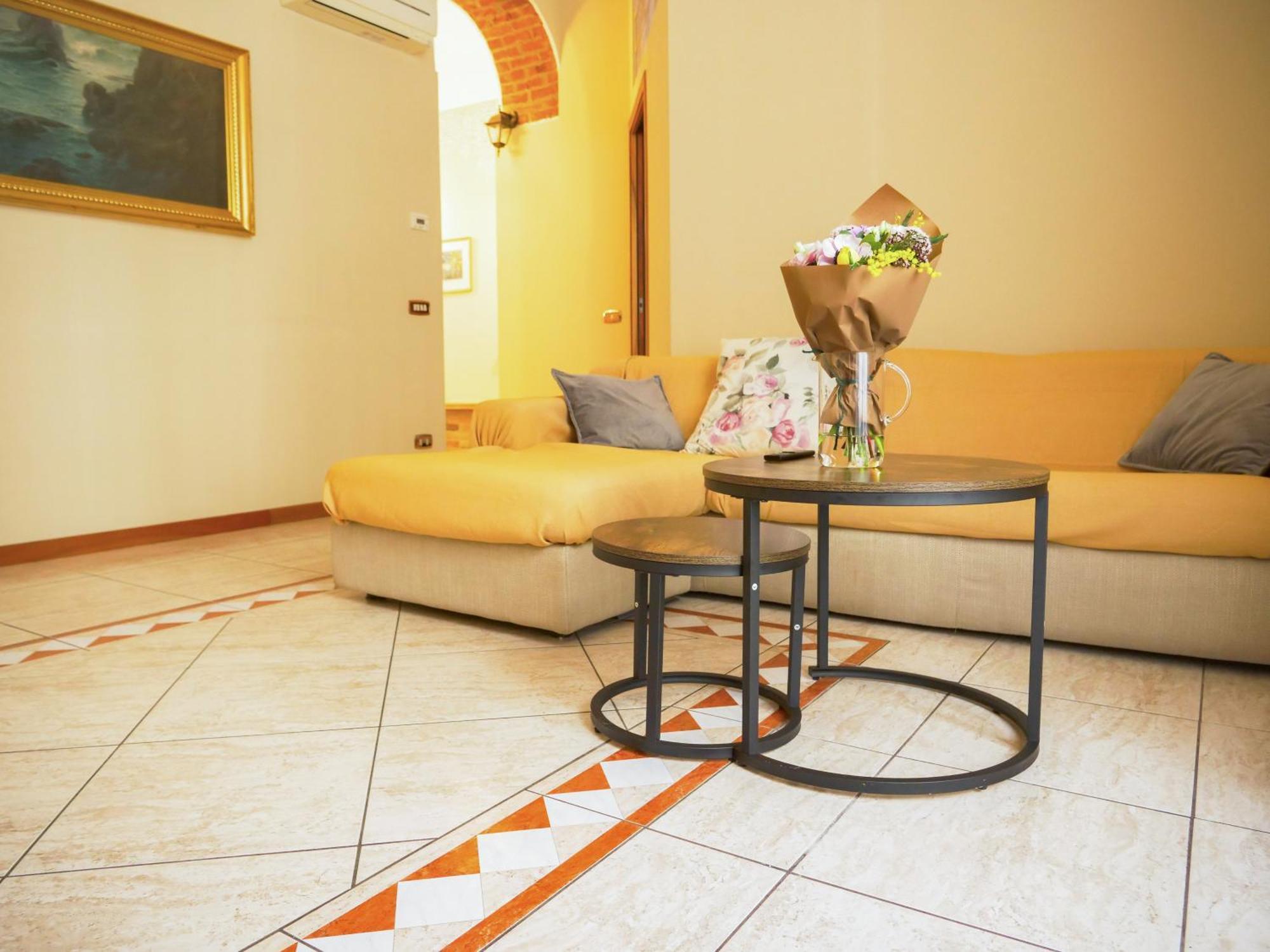 Wonderful Downtown Apartment-Hd Netflix, King-Size Bed, Two Minutes' Walk From Metro Milano Esterno foto